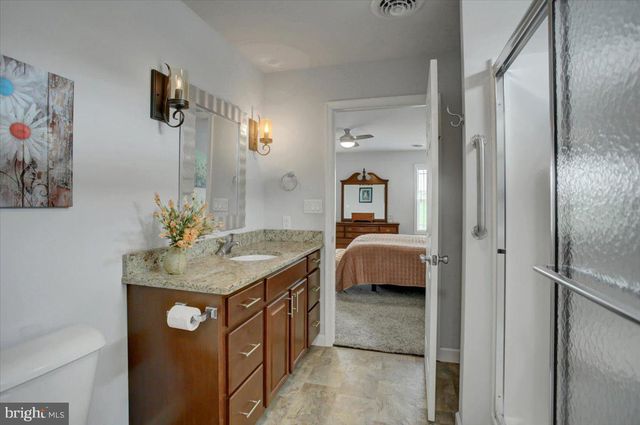 1343 TREELINE DR, Chambersburg, PA 17202