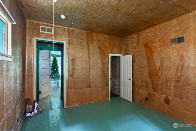 49001 Mountain Loop Highway, Granite Falls, WA 98252