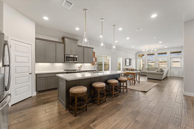 19819 Old Saddle Lane, Tomball, TX 77377