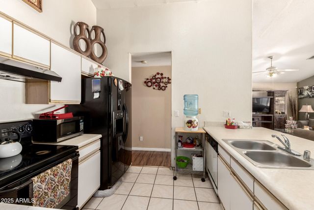 2712 N 90TH Lane, Phoenix, AZ 85037