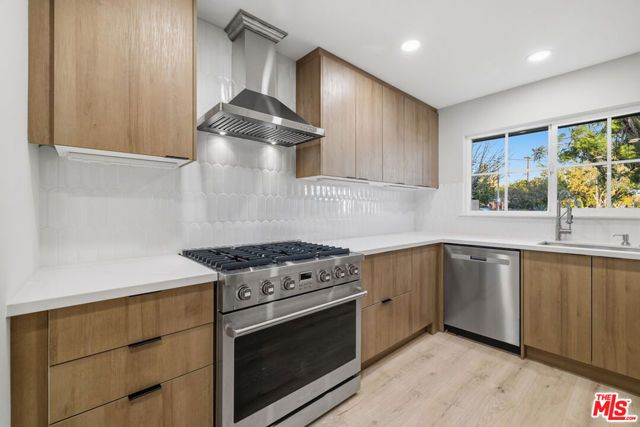 10557 Reseda Boulevard, Northridge (los Angeles), CA 91326