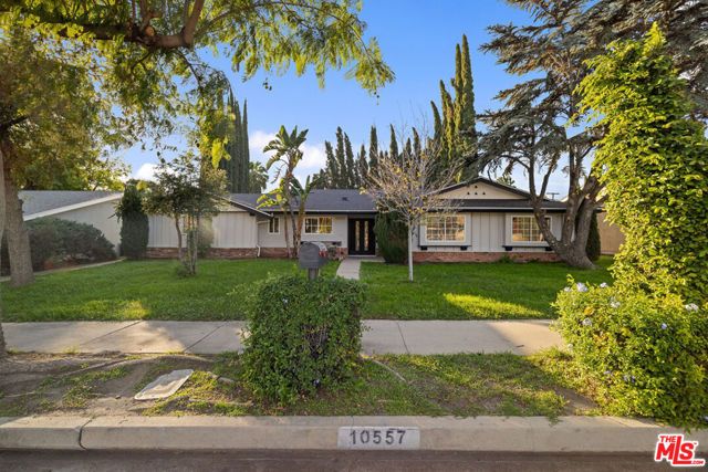 10557 Reseda Boulevard, Northridge (los Angeles), CA 91326