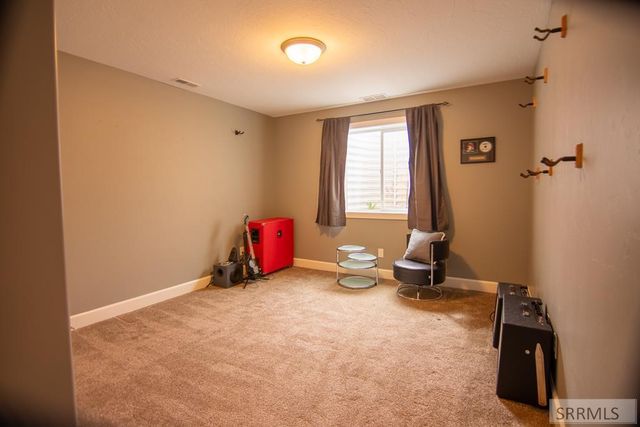 1080 Red Robin Avenue, Ammon, ID 83401