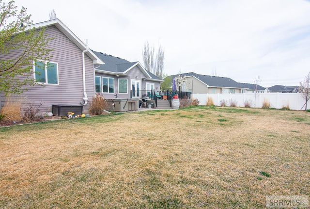 1080 Red Robin Avenue, Ammon, ID 83401