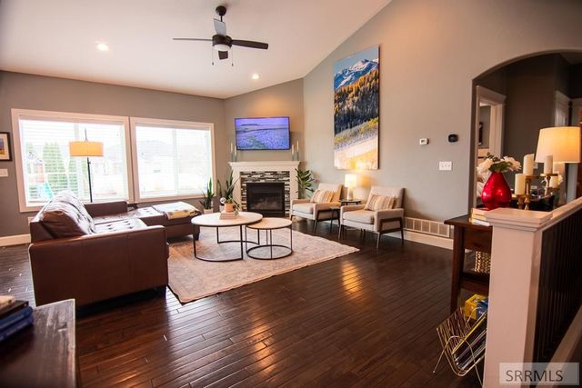 1080 Red Robin Avenue, Ammon, ID 83401