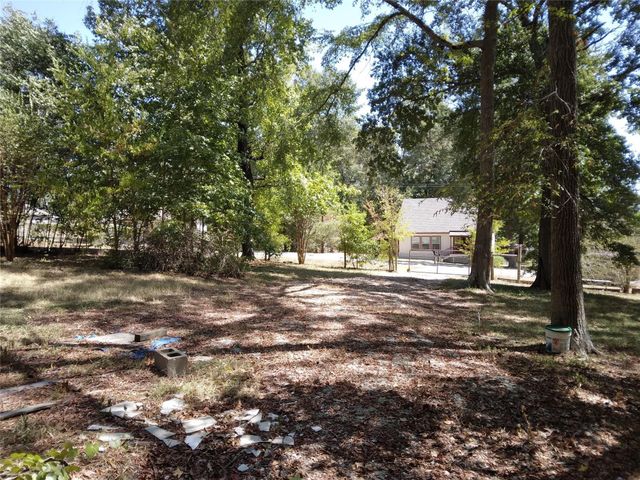 12823 Royal Green Drive, Conroe, TX 77303