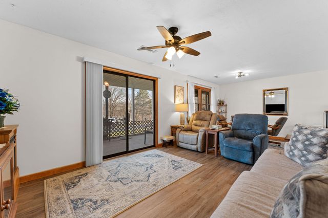 25598 Fox Woods Circle, Shell Knob, MO 65747