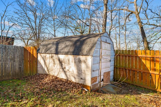 25598 Fox Woods Circle, Shell Knob, MO 65747