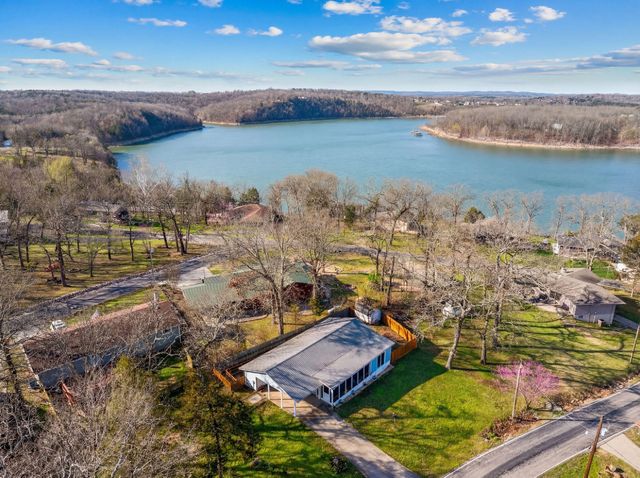 25598 Fox Woods Circle, Shell Knob, MO 65747