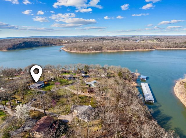 25598 Fox Woods Circle, Shell Knob, MO 65747