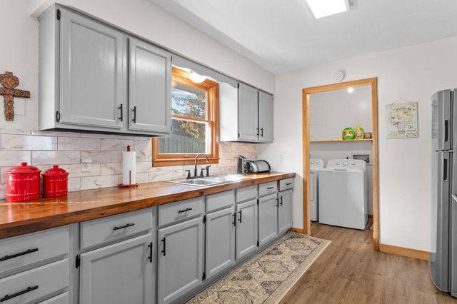 25598 Fox Woods Circle, Shell Knob, MO 65747