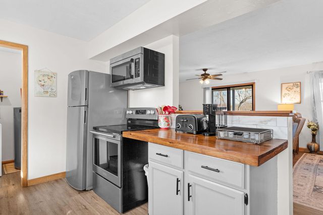 25598 Fox Woods Circle, Shell Knob, MO 65747