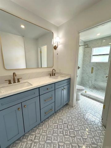542 Via De La Valle J, Solana Beach, CA 92075