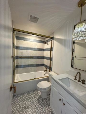 542 Via De La Valle J, Solana Beach, CA 92075