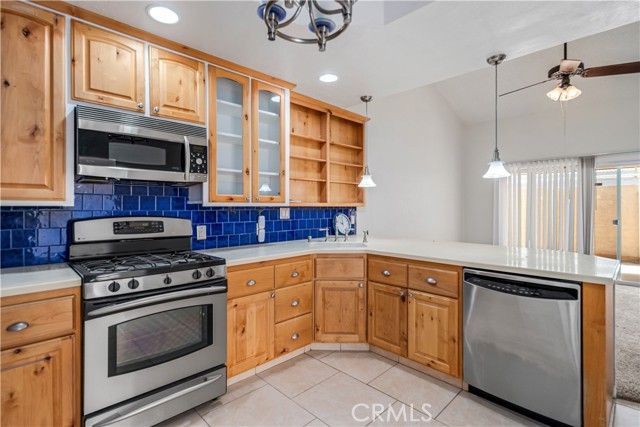 44114 30th Street, Lancaster, CA 93536