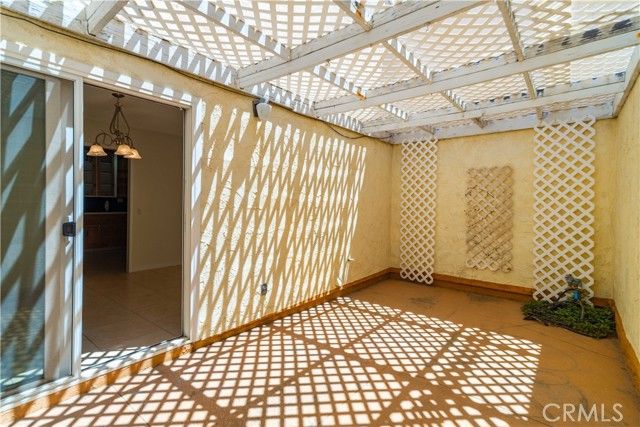 44114 30th Street, Lancaster, CA 93536