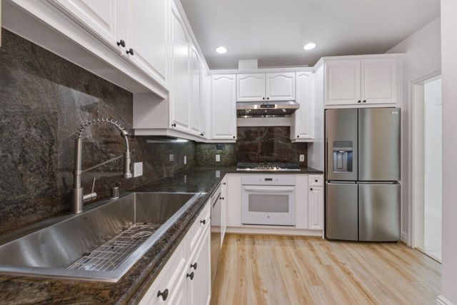 153 N. San Mateo Drive 204, San Mateo, CA 94401