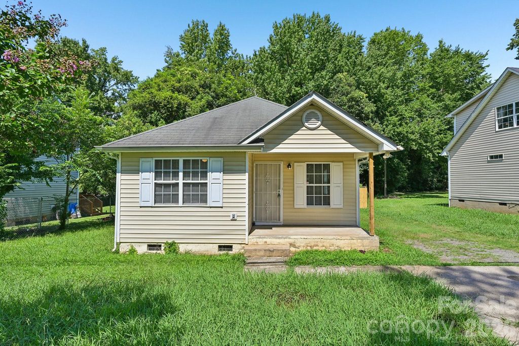 2664 Old Steele Creek Road, Charlotte, NC 28208