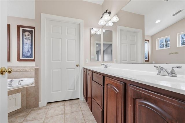 8403 David Dr, Bridgeville, PA 15017