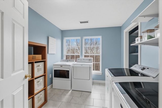 8403 David Dr, Bridgeville, PA 15017