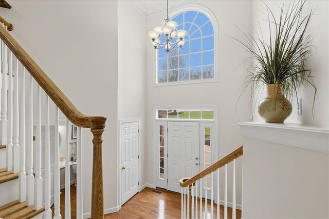 8403 David Dr, Bridgeville, PA 15017