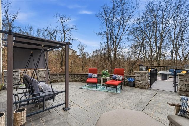 8403 David Dr, Bridgeville, PA 15017