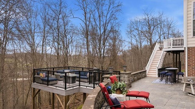 8403 David Dr, Bridgeville, PA 15017