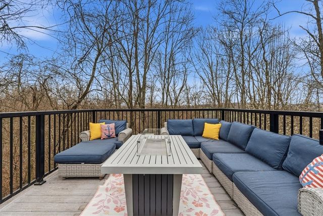 8403 David Dr, Bridgeville, PA 15017