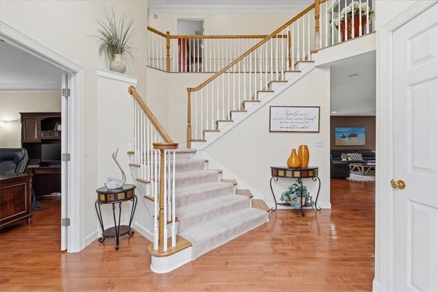 8403 David Dr, Bridgeville, PA 15017