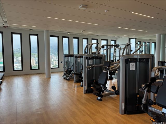 987 Queen Street 1113, Honolulu, HI 96814