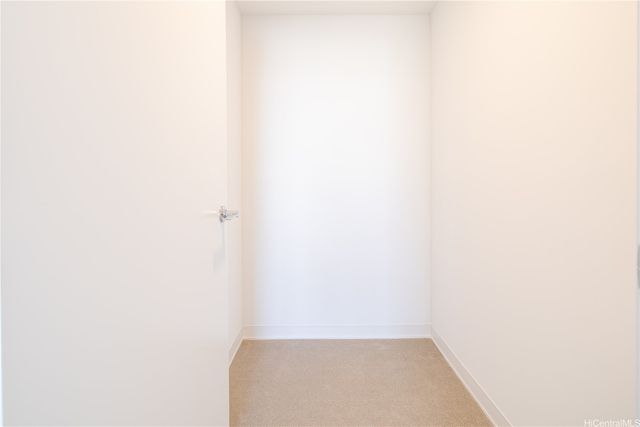 987 Queen Street 1113, Honolulu, HI 96814