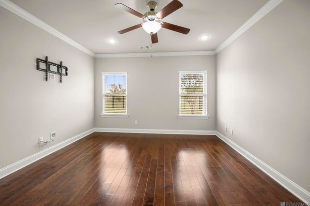 59685 Avery James Dr, Plaquemine, LA 70764