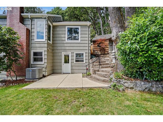 11 Nw EDGEWOOD Dr, Corvallis, OR 97330