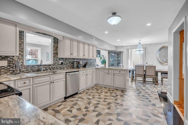 2942 WEXFORD RD, Bensalem, PA 19020