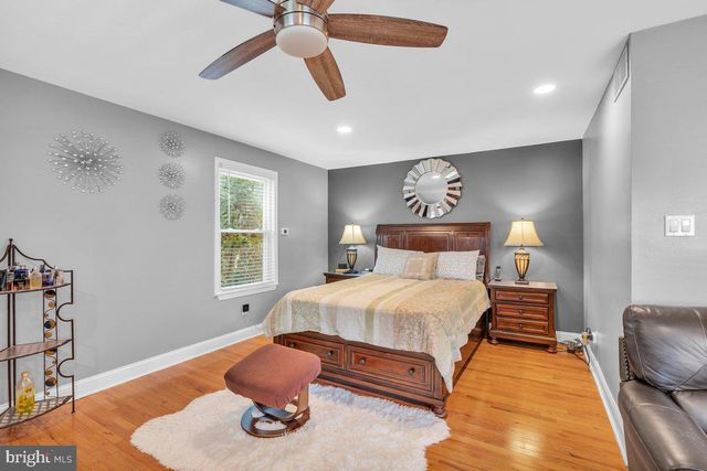 2942 WEXFORD RD, Bensalem, PA 19020