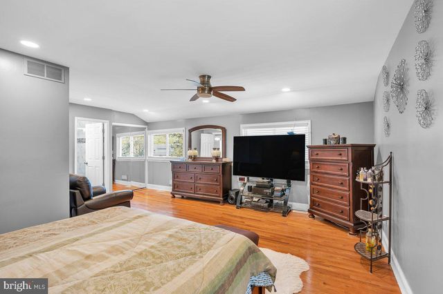 2942 WEXFORD RD, Bensalem, PA 19020
