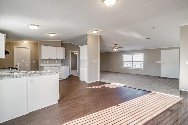 222 Denton Heights Lane, Weatherford, TX 76085