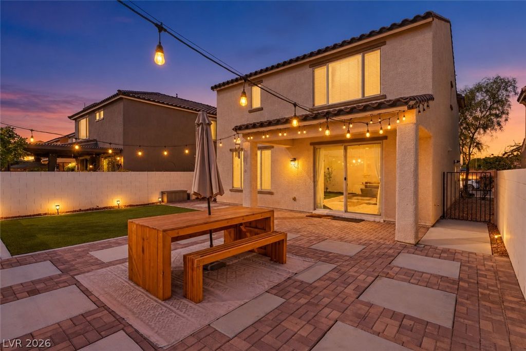 7204 Site Street, Las Vegas, NV 89113 — exterior