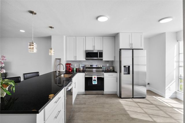 13952 FLETCHERS MILL DRIVE, Tampa, FL 33613