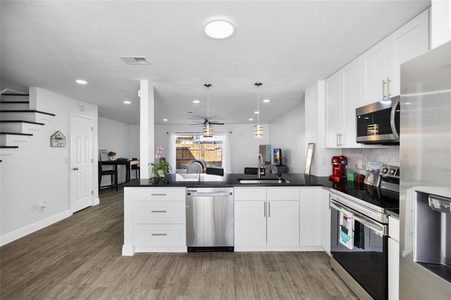 13952 FLETCHERS MILL DRIVE, Tampa, FL 33613