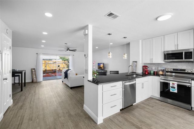 13952 FLETCHERS MILL DRIVE, Tampa, FL 33613