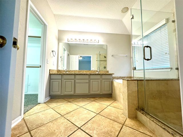 20914 Medallion Pointe Drive, Katy, TX 77450