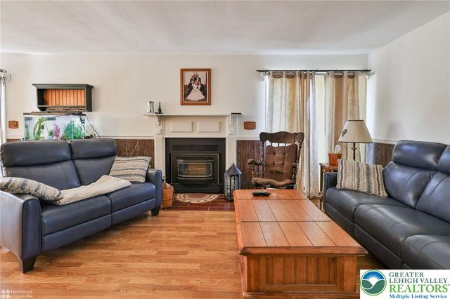 121 East Douglasville Road, Bushkill Twp, PA 18064
