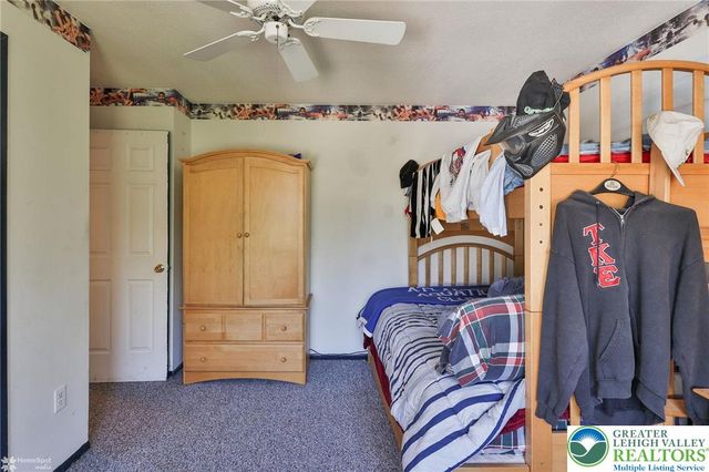 121 East Douglasville Road, Bushkill Twp, PA 18064