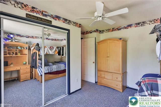 121 East Douglasville Road, Bushkill Twp, PA 18064