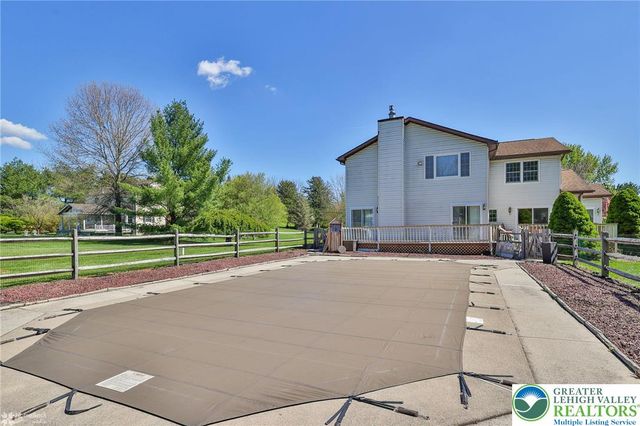 121 East Douglasville Road, Bushkill Twp, PA 18064