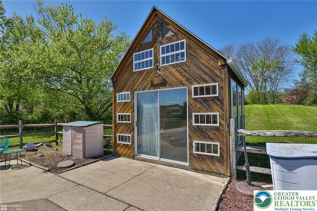 121 East Douglasville Road, Bushkill Twp, PA 18064