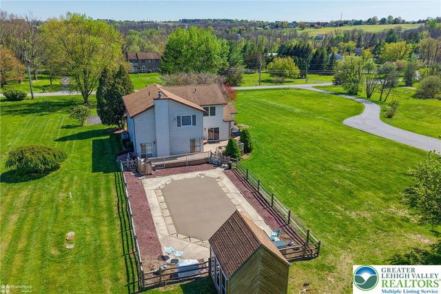 121 East Douglasville Road, Bushkill Twp, PA 18064