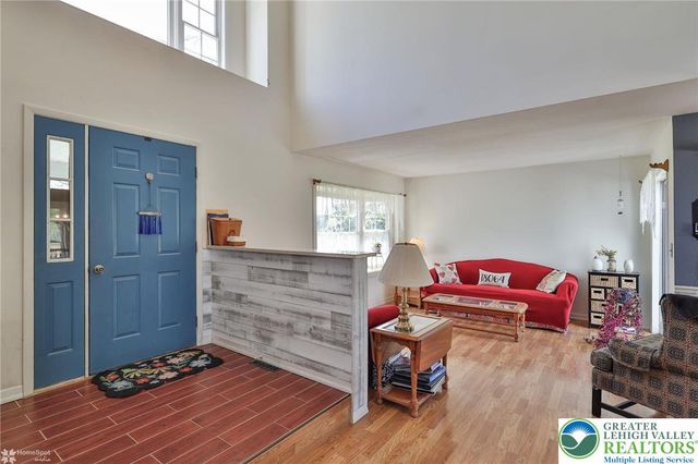 121 East Douglasville Road, Bushkill Twp, PA 18064