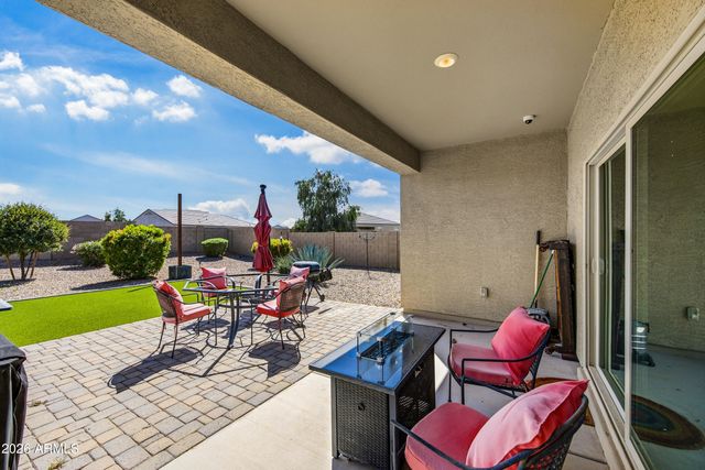 4913 E CHROMIUM Road, San Tan Valley, AZ 85143